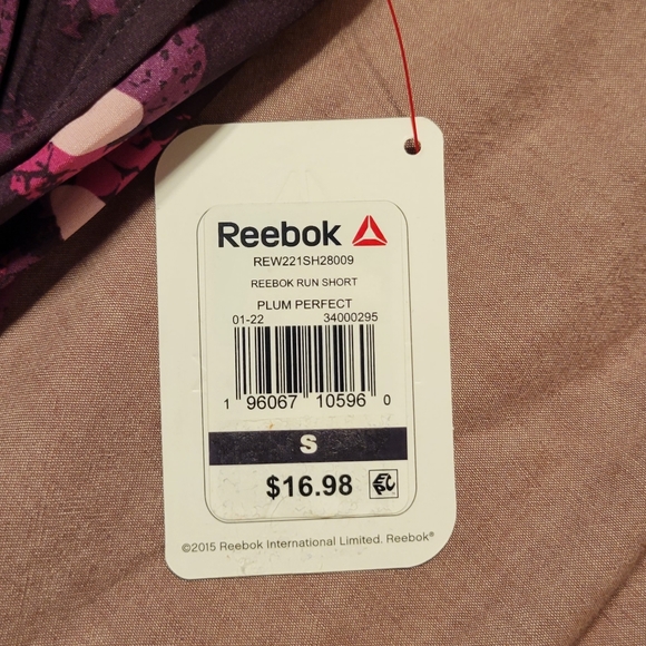 New Reebok Shorts - Picture 5 of 6